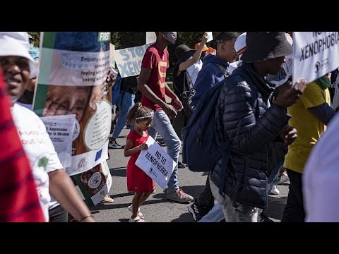 Des Sud Africains marchent contre la xnophobie et le mouvement Dudula