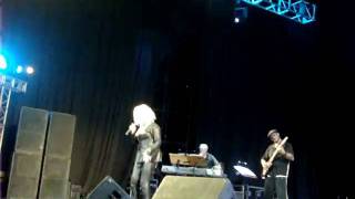 Cyndi Lauper - Crossroads - (Live at Recife 2011)