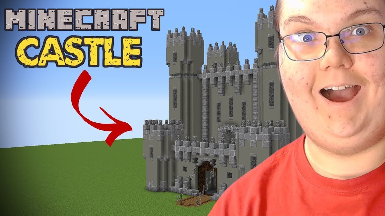 Building a castle in Minecraft!!! - YouTube