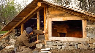 66 days of building a wooden house to live in the wild, sleeping overnight in the forest