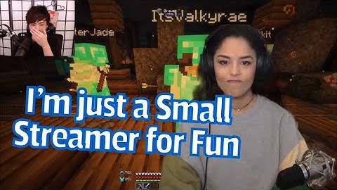 Rae gets Triggered when Sykkuno says he’s just a Small Streamer | OTV Minecraft Server