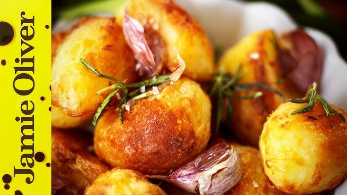 Aardappeltjes Uit De Oven | Roast Potatoes Recept| Knoflook En Rozemarijn -  Youtube