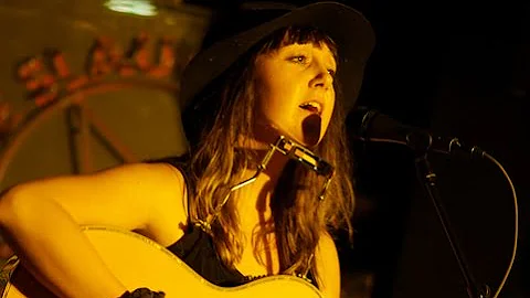 Neil Young night: Amy Gillespie - Harvest