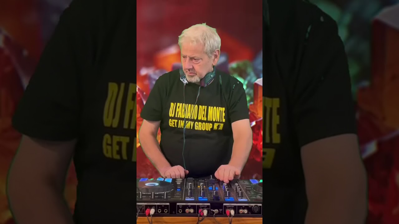 The future sounds classic with him 💿 