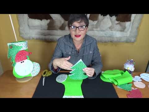 Bota navideña con carita de Pascuero. Yasna Pino. Casa Puchinni. Incluye moldes.