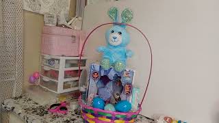 Creating A Frozen Themed Easter Basket Using Dollar Tree Baskets #Easter #diy #frozen