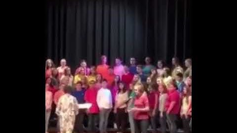 Kid throws up in the middle of school concert