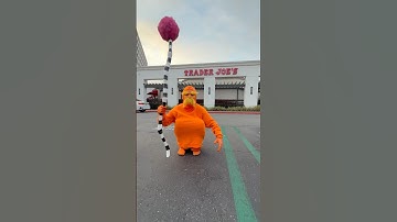 Let it grow ​⁠@traderjoes #letitgrow #thelorax #ohare #theonceler #onceler #lorax #funny #prank