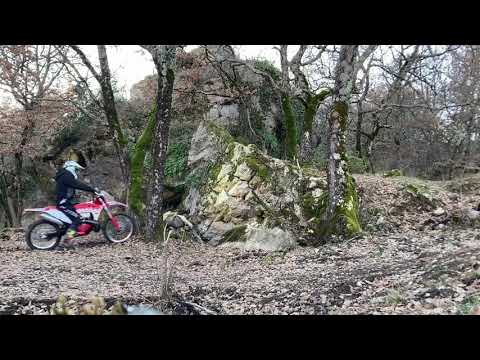 TRIAL VIDEO TEAMZONE - Le poignet droit marche bien - Hard enduro time - France - team zone school -