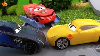 Cruz & Storm Toys - RACING CAR SCHOOL - Lightning McQueen gets SICK! - Toy Cars Videos for kids screenshot 4