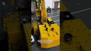 Powering on the Metal 1/14 scale 6015B Hydraulic Excavator 😳 #rc #model #excavator