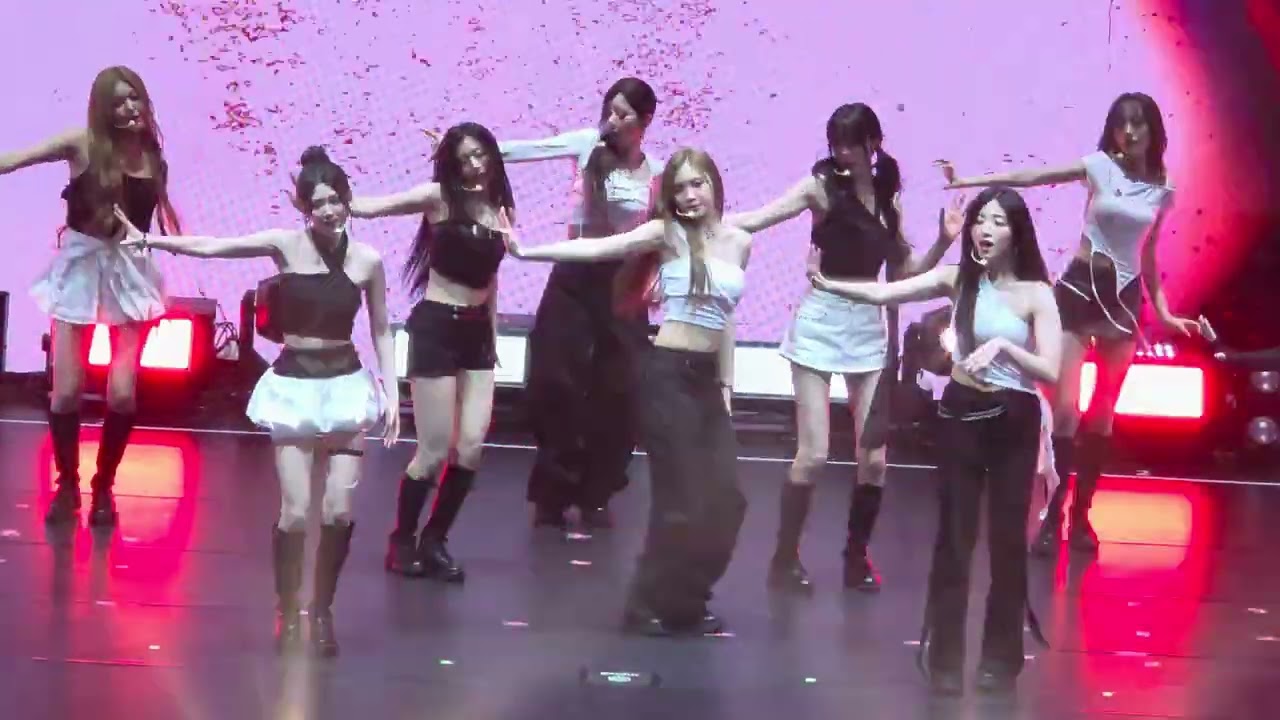 직캠(fancam)  ⟨My Secret New Zone⟩ in Taipei｜트리플에스 tripleS 'Are You Alive'｜260301 #kpop