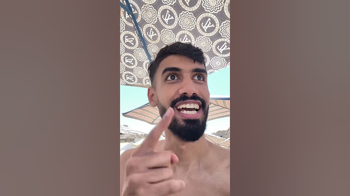 انا و بابا في بحر 🌊🏖️😂