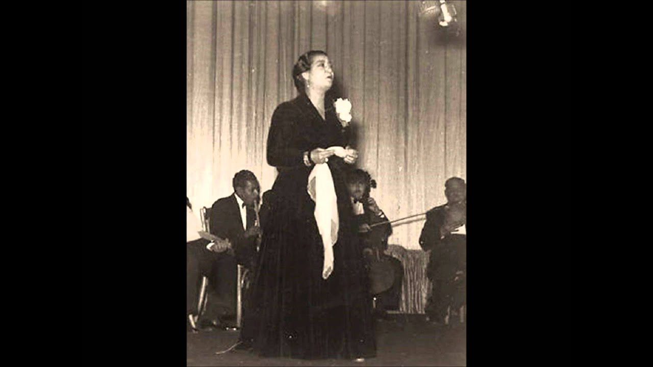 من إبداعات أم كلثوم / رباعيات الخيام - قصر اليونيسكو - بيروت 12مايو 1955م