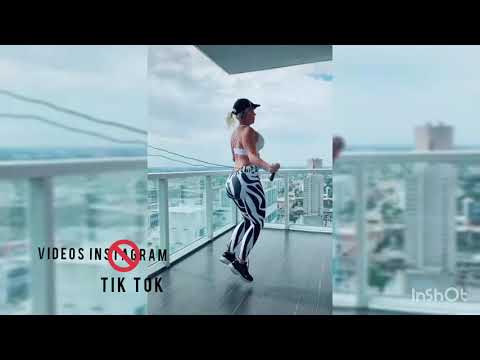 Los mejores vídeos de tik tok (blondegummybear) --- vídeo instagram