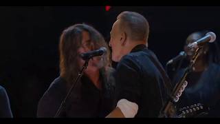 Download lagu Bruce Springsteen, Dave Grohl & Tom Morello - Rockin’ in the Free World (Power To The People 2026)