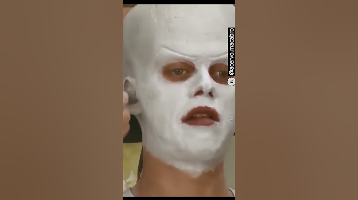 PENNYWISE: Maquiagem de palhaço para transformação do ator Bill Skargard no filme It a Coisa