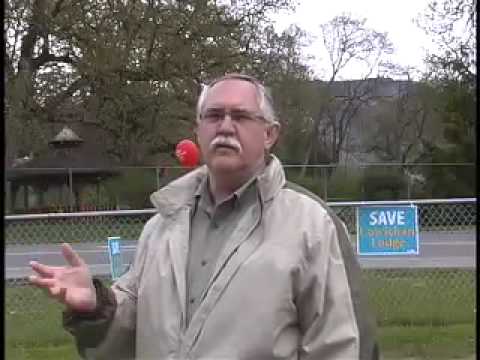 NDP candidate Bill Routley speaks on Liberal arrogance towards seniors at Cowichan Lodge.