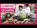 Gorditas picadas gigantes del mercado de la rotonda