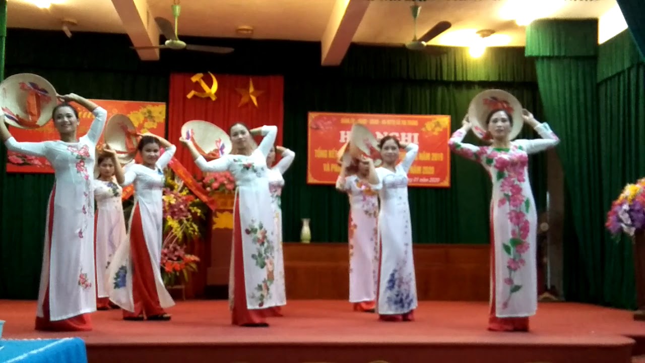 Khúc hát sông quê Trung lập