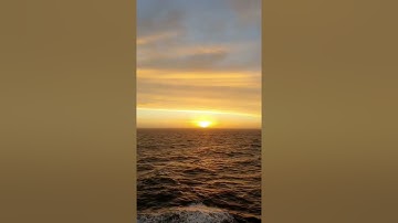 "وعِبادُ الرَّحمنِ الَّذينَ يمشونَ على الأَرضِ هَونًا" سورة الفرقان للقارئ:محمد أيوب رحمه الله #تدبر