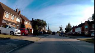 Arsehole in a clio - AV08 FNW