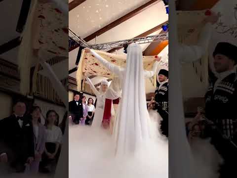 cerkes dügünü