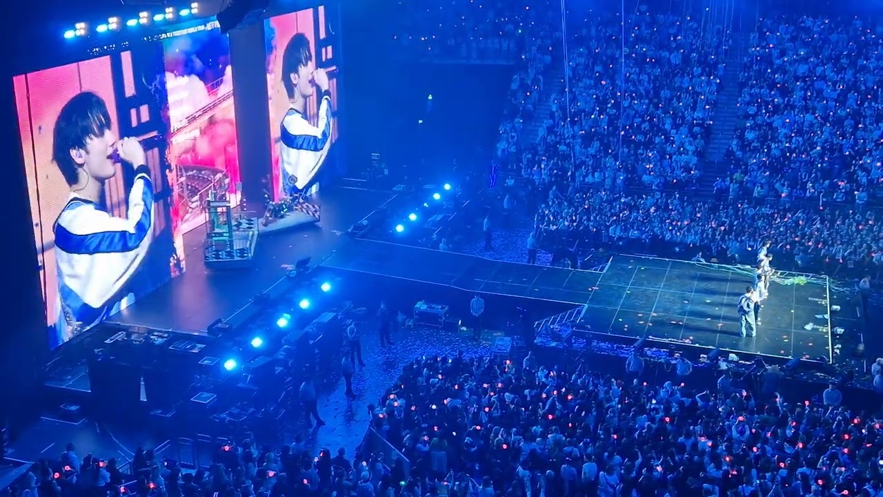 TXT - Thursday's Child Has Far To Go, Blue Spring, Panic (Beomgyu solo); Ments [Live in Berlin] 4K