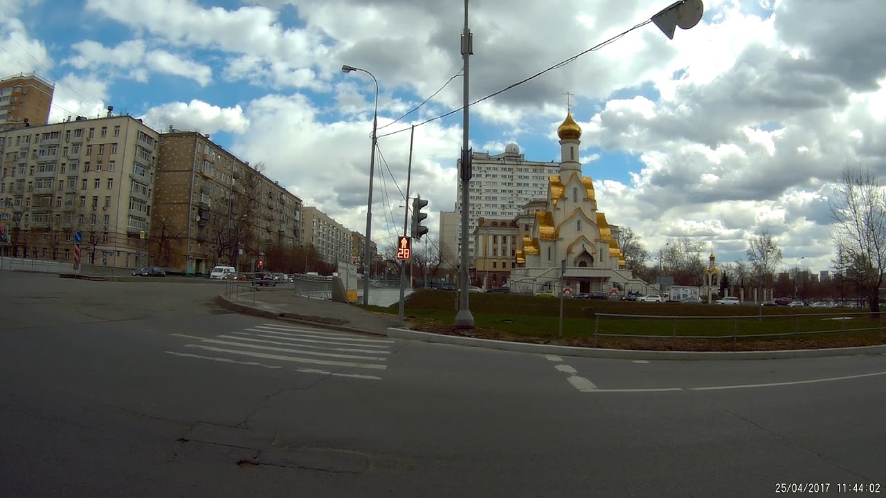 Прогулка от метро Автозаводская до метро Коломенская // 2017