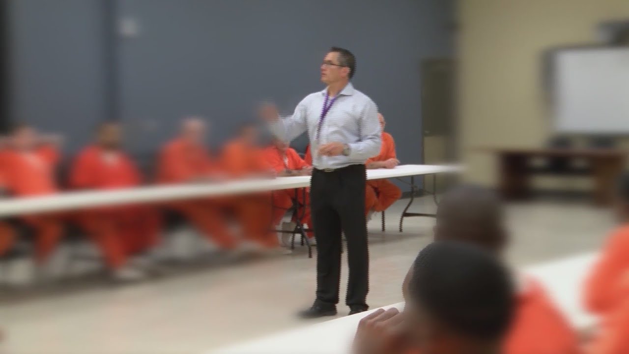 CPSO re-entry program helps former inmates back into society - YouTube