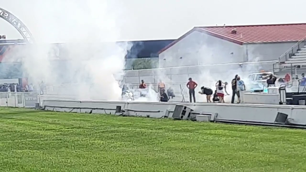 Streetcar Takeover Indy (SCT 2021) Day 2 Burnout Competition.