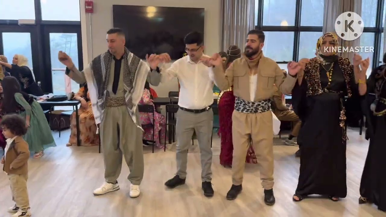 Cejna Newrozê li Halifax, Kanada. Wênekêş Şahîn û Mehmûd Production Şahîn.