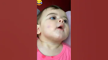 الطفل يقول بابا فدويتك 