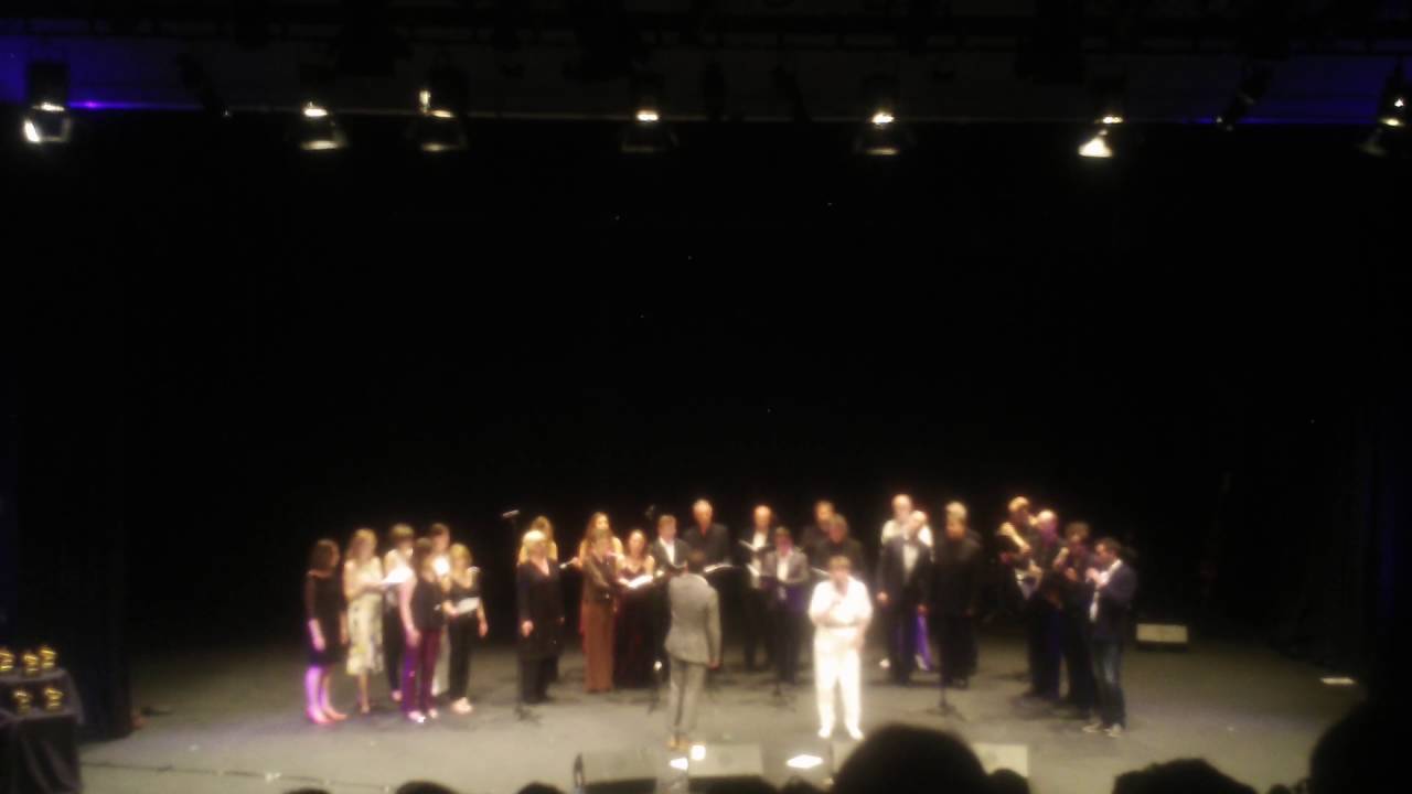 Helen Rathbone The Swingle Singers - Largo (G.F. Handel arr. W. Swingle) solo: Olive ...