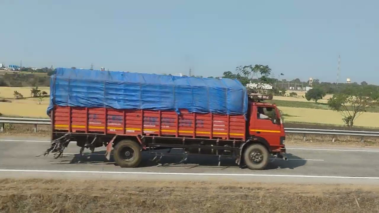 #indorecity  road 🛣️ MP 09 👌♥️💯✅ so beautiful indore city 🌆 2026 (UP 51 WALE ❤️👌💯)......