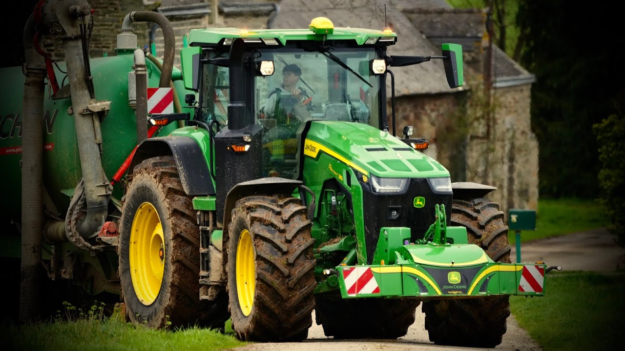 8R280 JOHN DEERE AUX EPANDAGES 2024 🤩💪🏻