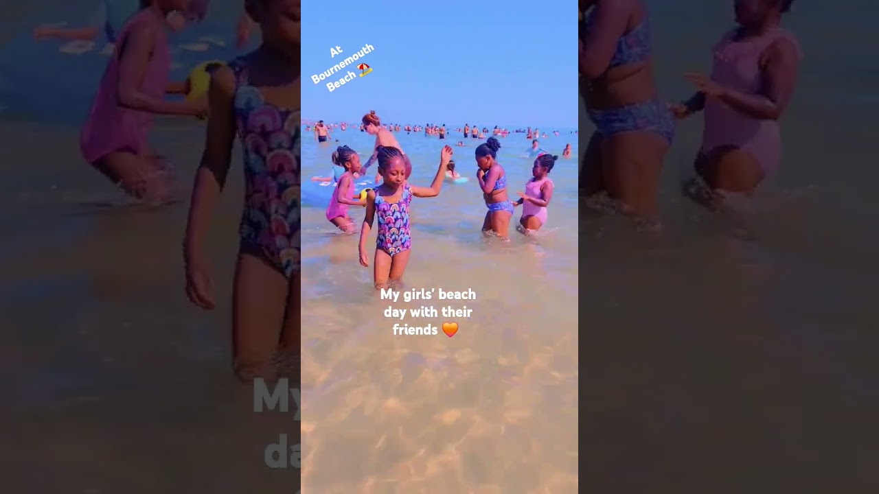 At Bournemouth,  beautiful beach ⛱️ 😍 &hearts;️