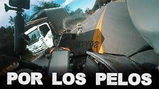 PELIGROS DE LA CARRETERA ⚠ Viajar en moto por Colombia || Episodio 93 - Vuelta al Mundo en Moto