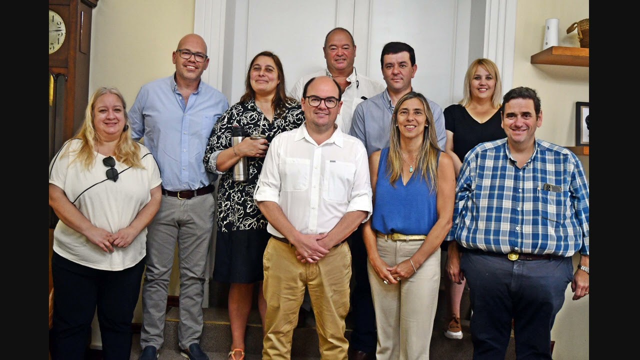 El Ministerio de Turismo impulsa el desarrollo de Flores en el marco del Festival del Lago