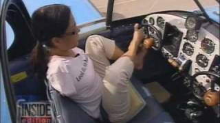 Woman born with no arms gets pilot license (Jessica Cox).