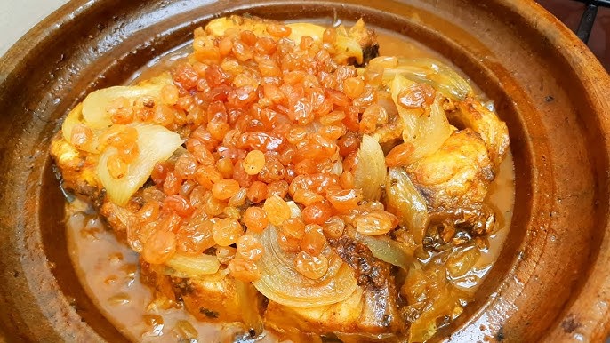 Tajine de poulet aux oignons et raisins secs. - 4passionfood