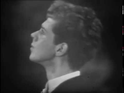 видео: Rachmaninoff Concerto No. 3 in D minor - Van Cliburn (Complete video)