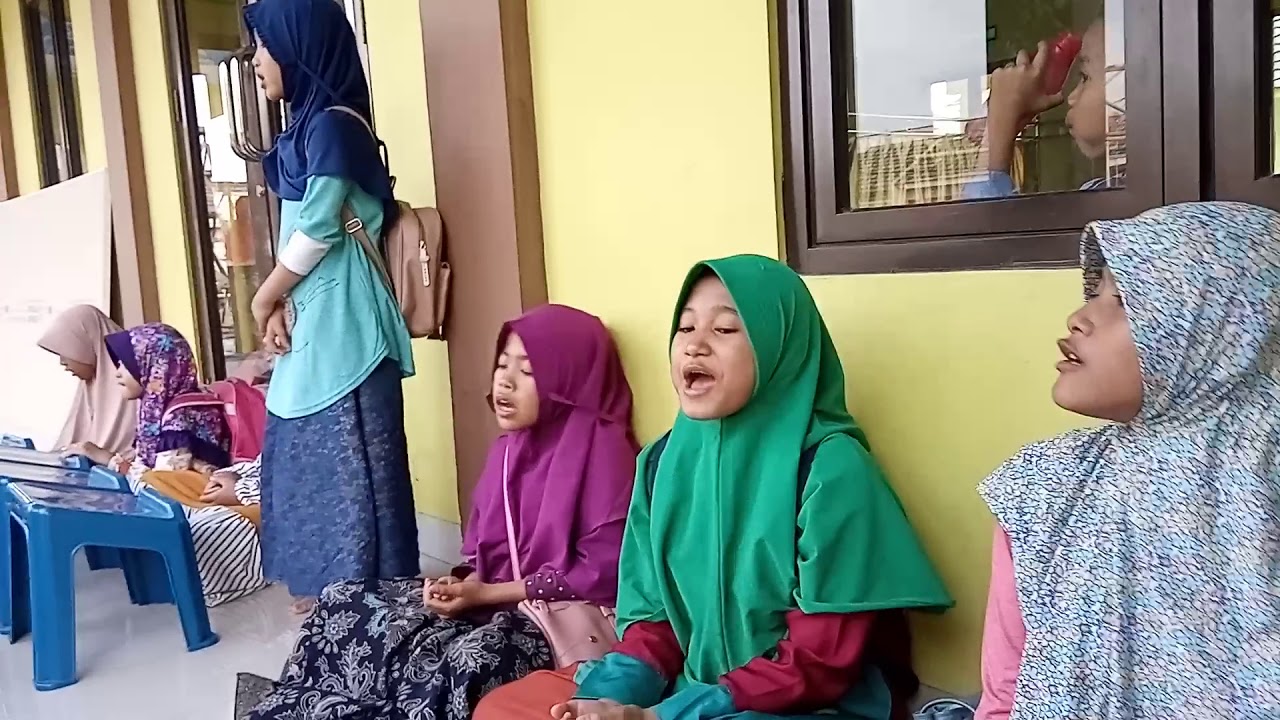 Membaca doa setelah belajar Al Qur'an - YouTube