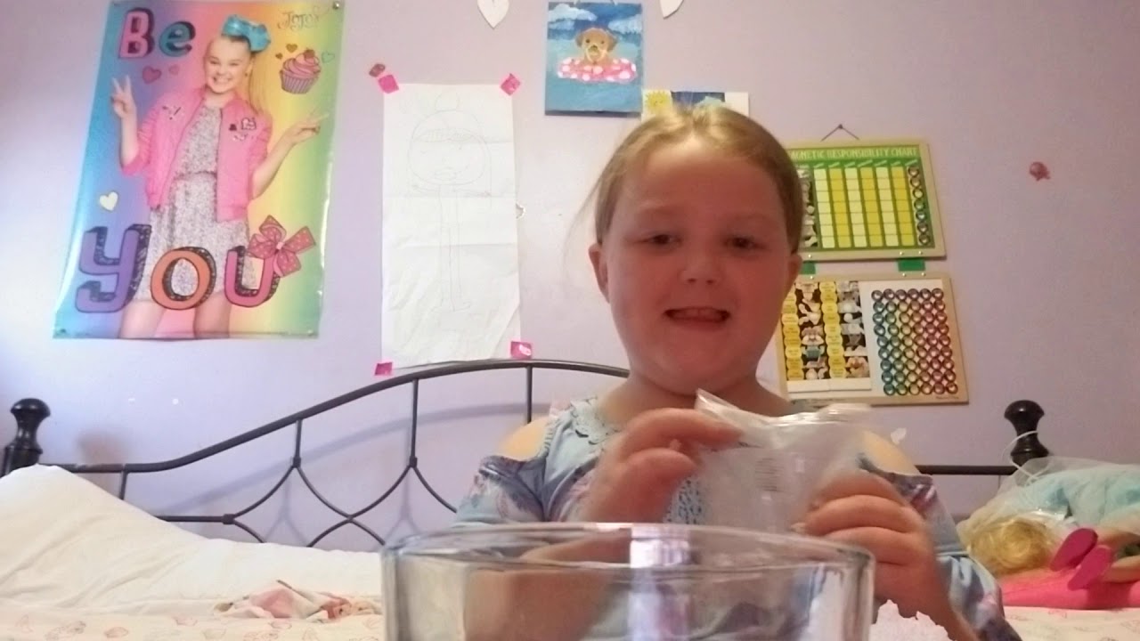 Unicorn Girl's Chewing Gum Lab FAIL YouTube