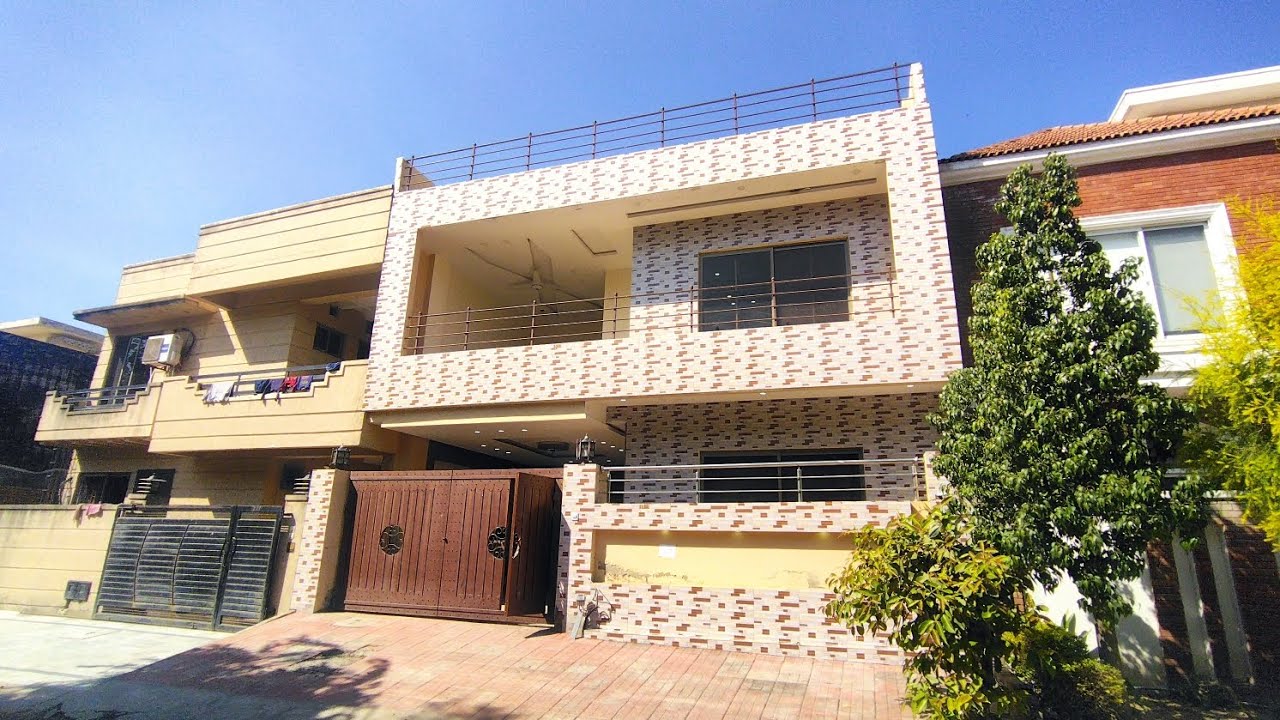 Budgetfriendly 8 Marla House for SALE in E11, Islamabad. YouTube