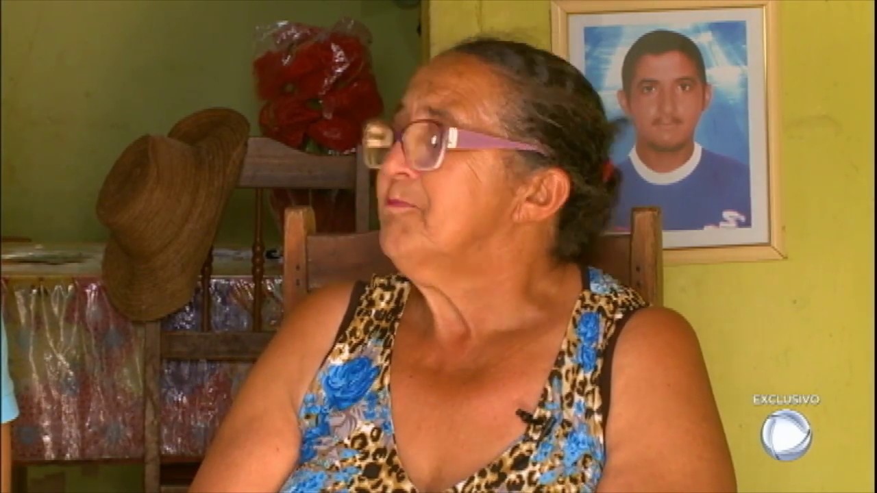 Pai abandona trabalho em mina de caulim depois da morte do filho - YouTube