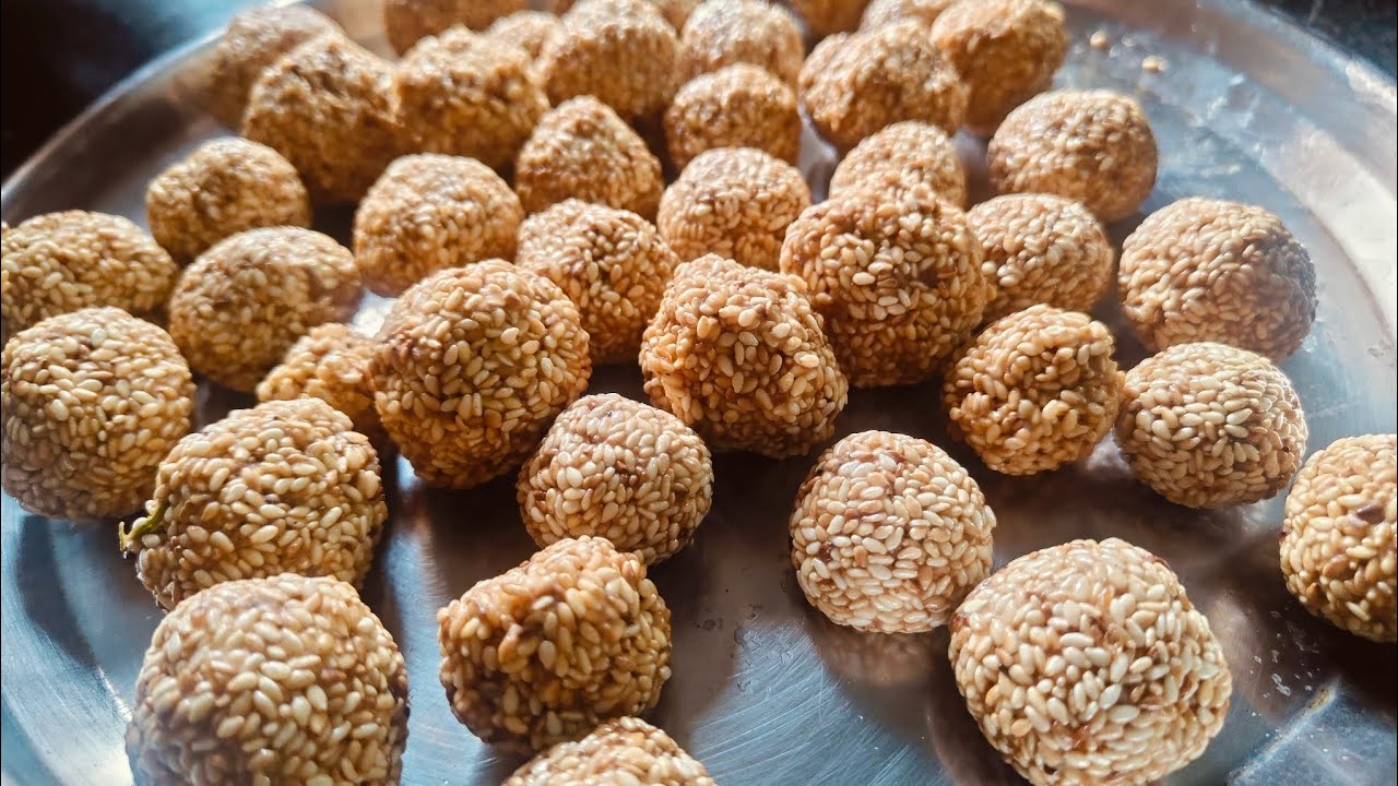 मकर संक्रांति में बनने वाला तिल का लड्डू!!!Makar Sankranti Me Banne Wali Til Ka Laddu???