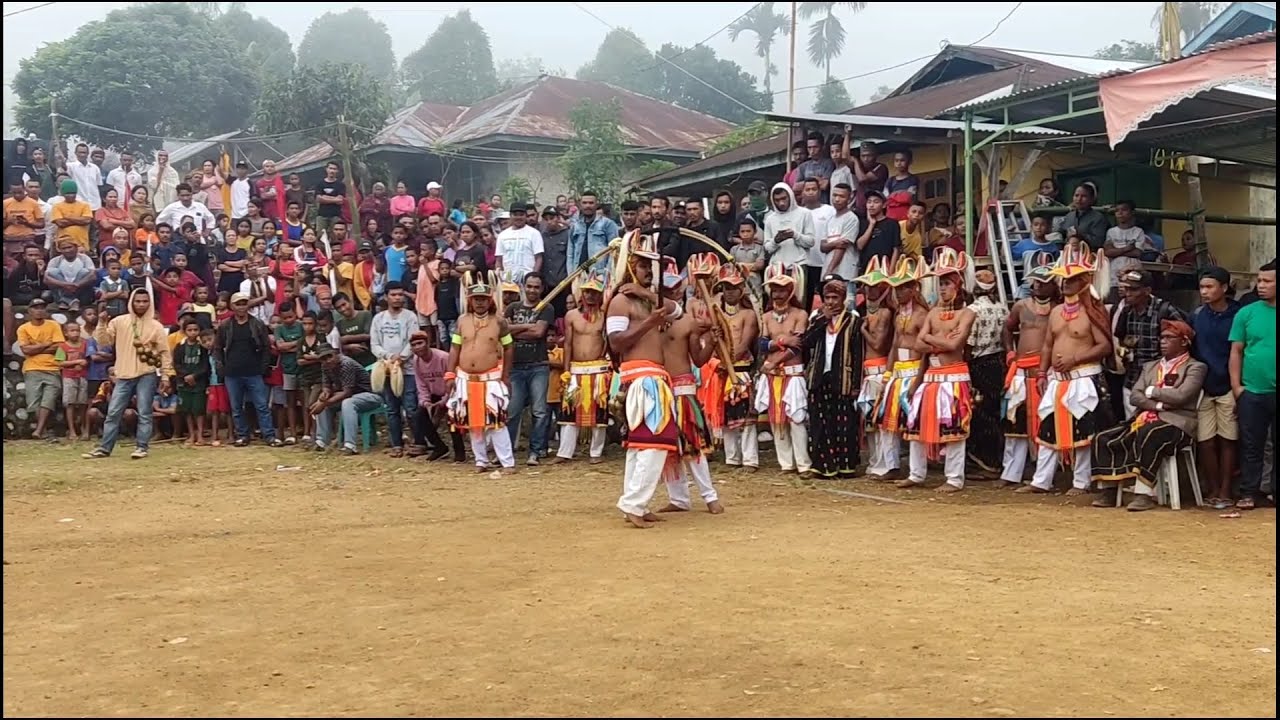 lampu jalan, BH basah caci natas torok