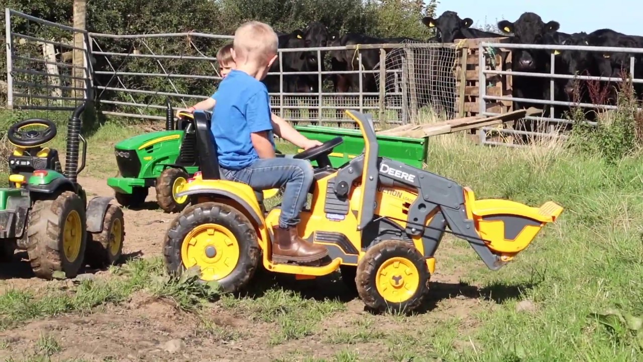 toy tractor videos working on the farm