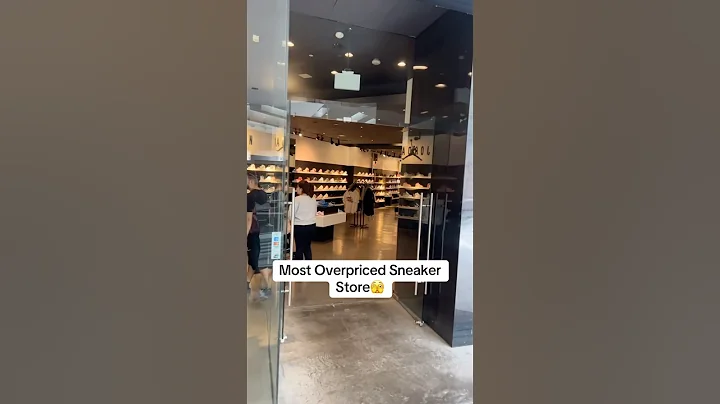 This can’t be real🫣 #sneakers #sneakerhead #shorts